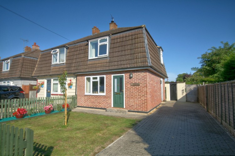 2 Bed Semi-detached House For Sale