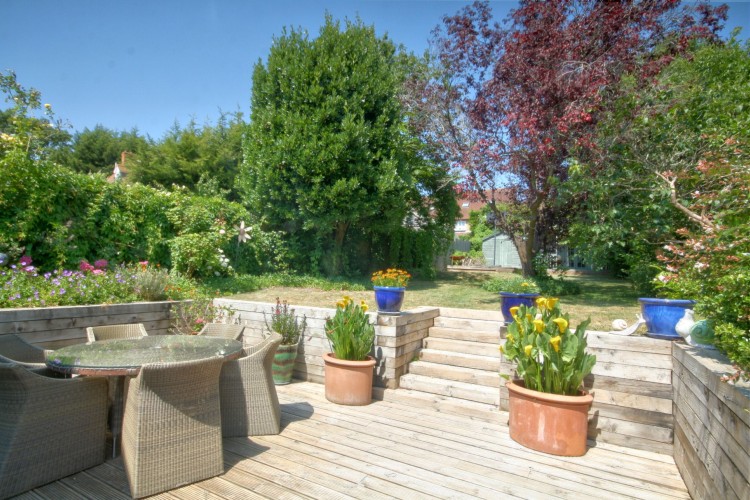 4 Bed Semi-detached House For Sale