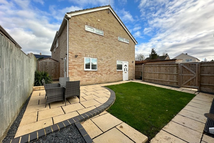 2 Bed Semi-detached House For Sale