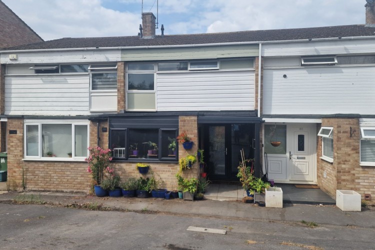 3 Bed Mid Terraced House For Sale
