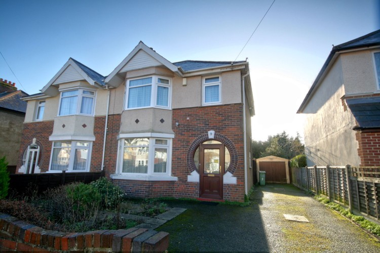 3 Bed Semi-detached House For Sale