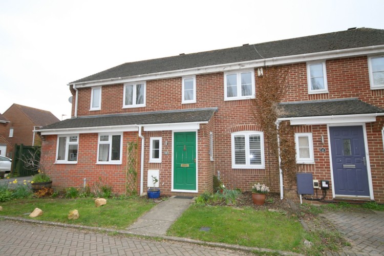 3 Bed Mid Terraced House For Sale