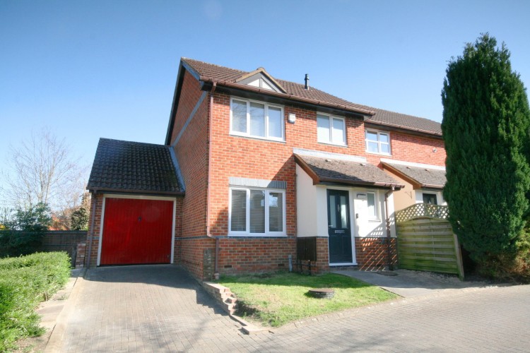 3 Bed Semi-detached House For Sale