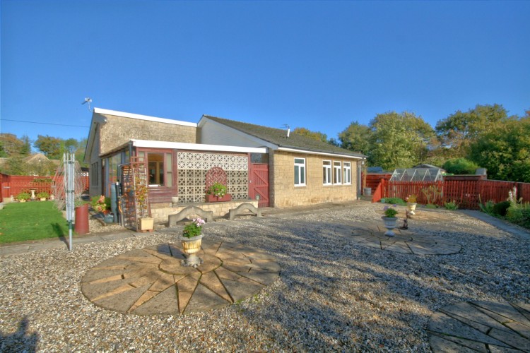 3 Bed Detached Bungalow For Sale