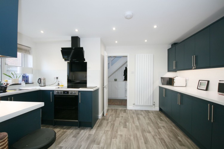 4 Bed Semi-detached House For Sale